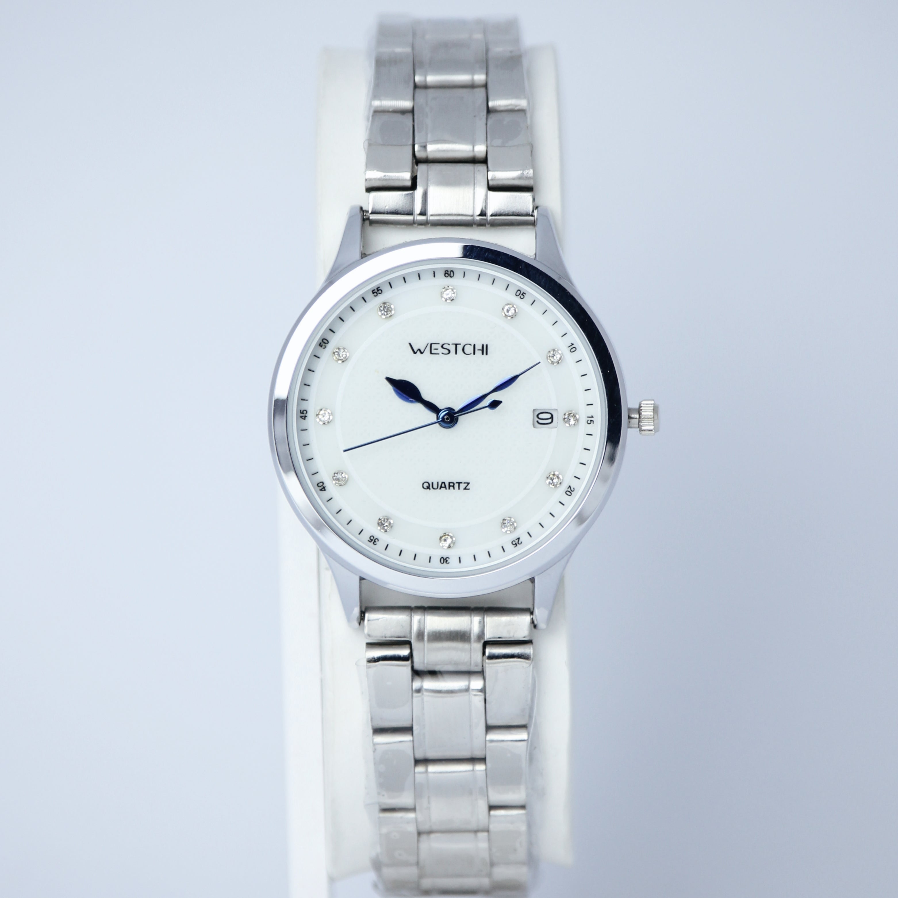 WESTCHI (BZ-SS02) Women's Elegant Quartz Watch – Silver Bracelet with Date Display