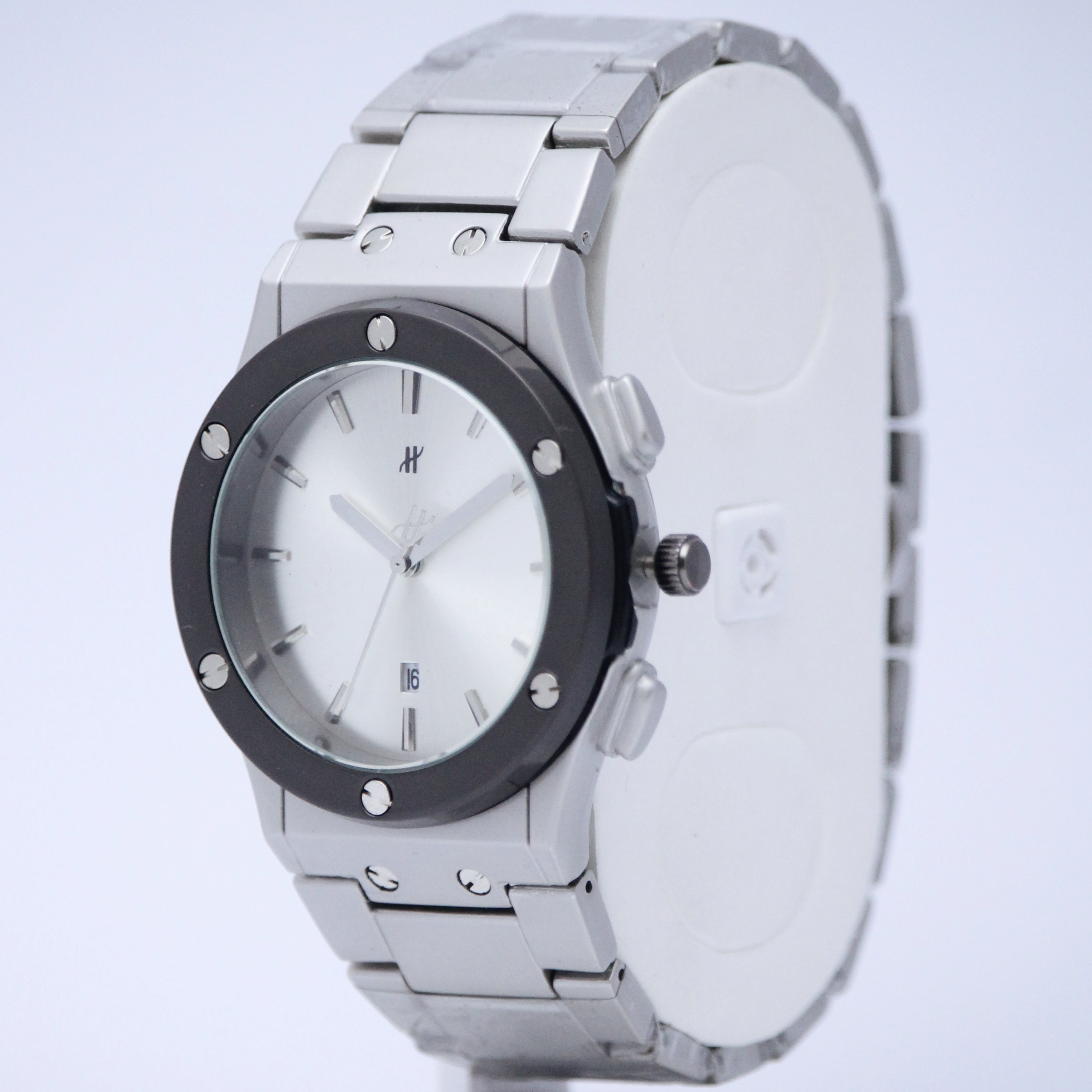 Hublot Men’s Quartz Watch (BZ-ES10) – Silver Dial Stainless Steel