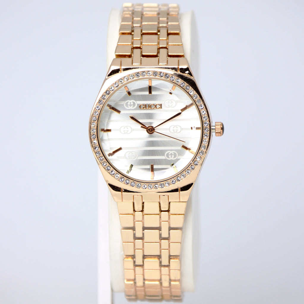 Gucci Women’s Analog Wrist Watch (BZ-SS08) – Rose Gold Crystal Dial