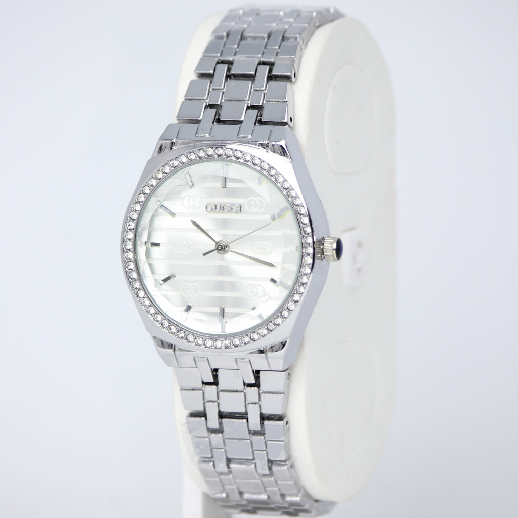 Gucci Women’s Analog Wrist Watch (BZ-SS08) – Silver Crystal Dial