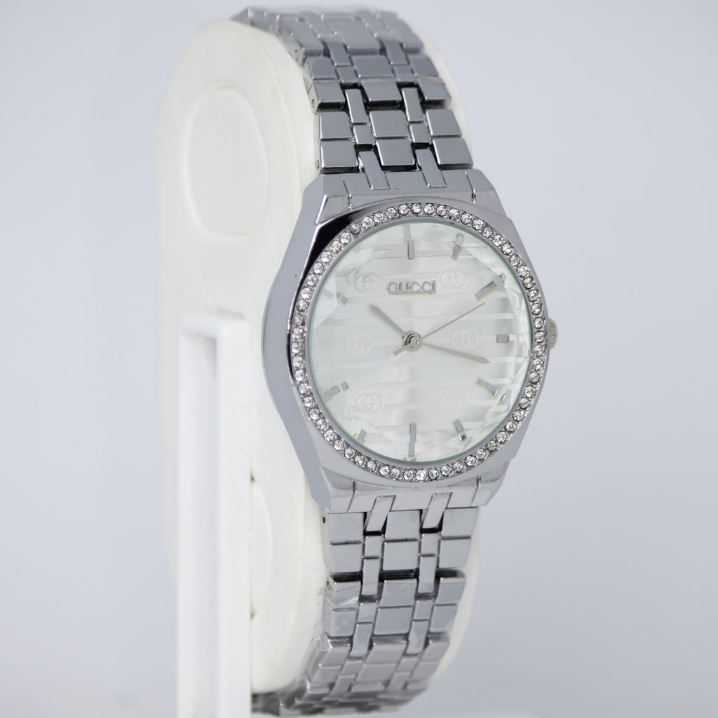 Gucci Women’s Analog Wrist Watch (BZ-SS08) – Silver Crystal Dial