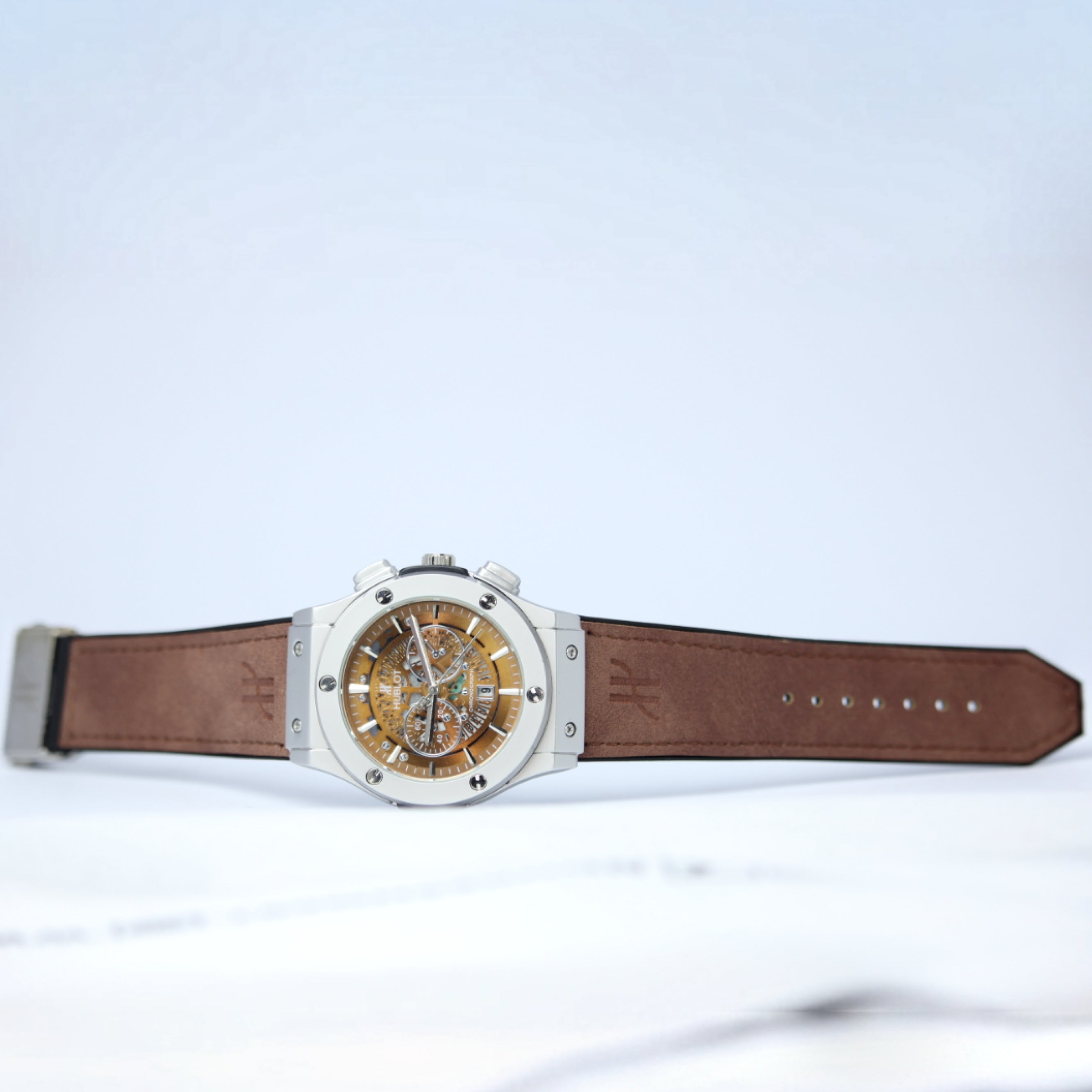 HUBLOT Men's Quartz Watch (BZ-FD01) - Brown Dial with Date