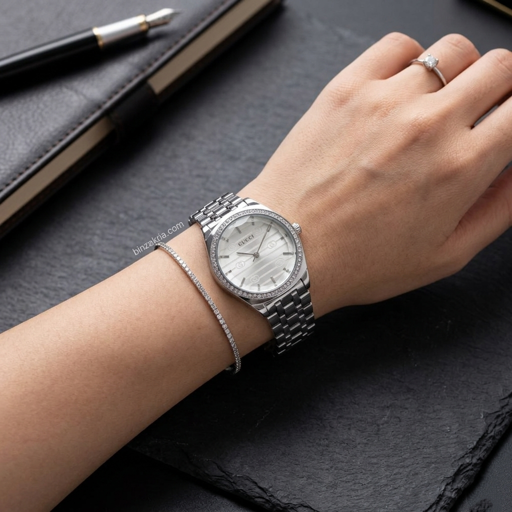 Gucci Women’s Analog Wrist Watch (BZ-SS08) – Silver Crystal Dial