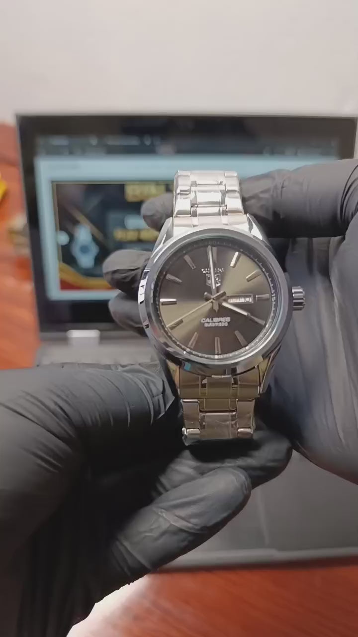 TAG Heuer Carrera Calibre 5 Men’s Watch (BZ-ES02) - Deep Gray dial